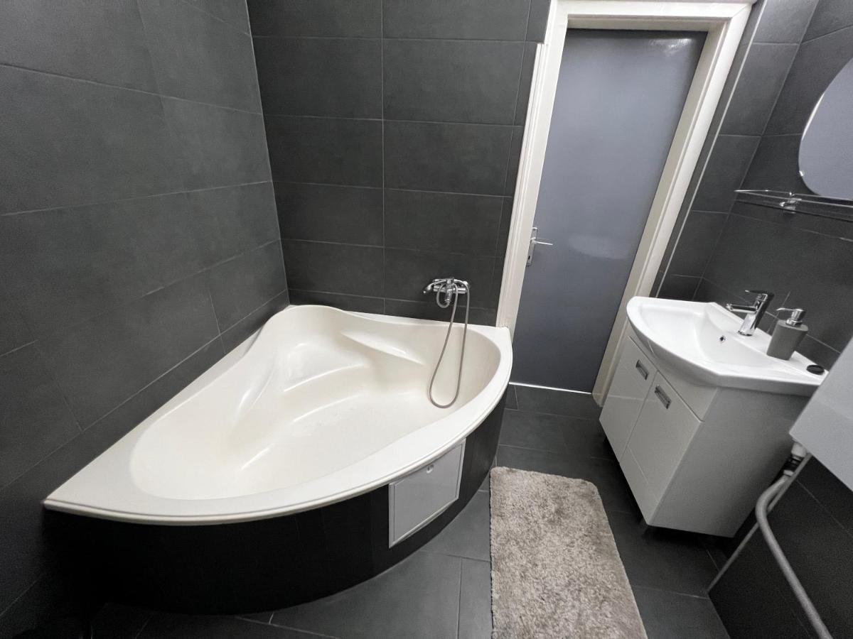 Dave Apartman 2 Сегед Екстер'єр фото